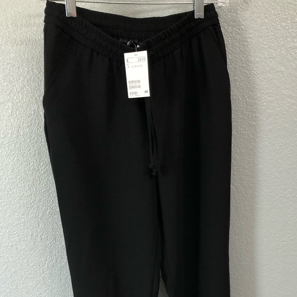 H&M Black Pants Size 6 NWOT